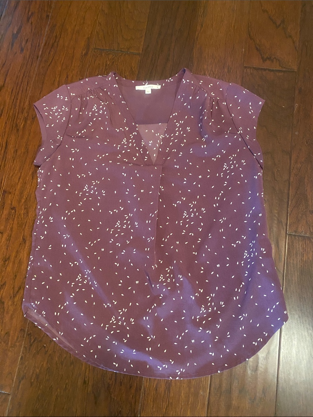 fun 2 fun Plum Short-Sleeve V-Neck Blouse with White Dot Pattern